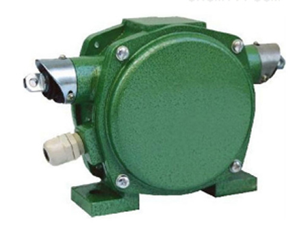 NST1-12-30強磁防水跑偏傳感器、NTZH-9SAA-2K斗提跑偏開關(guān)生產(chǎn)