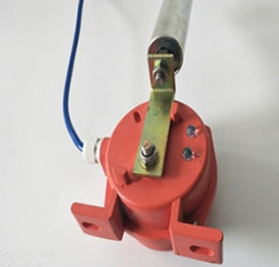 TLP-100-145防爆兩級跑偏開關(guān)、TLP-120-130刮板機用兩級跑偏開關(guān)廠家