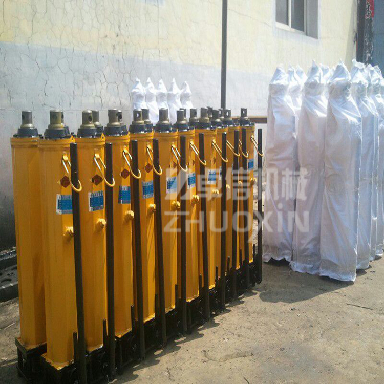 手扶式雙輪壓路機其他相關(guān)液壓設(shè)備7