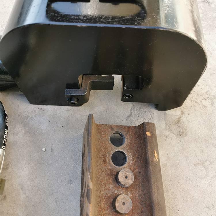 分體式鋼軌開孔器