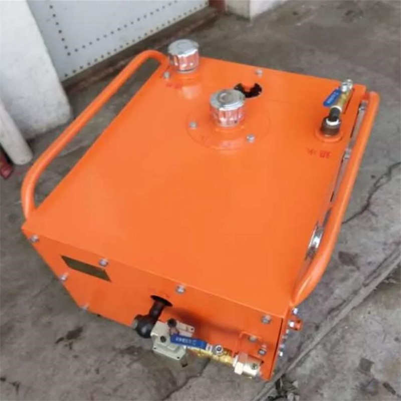 �V�Ú��(d��ng)עҺ�����F(xi��n)؛����(y��ng)ZBQ-7.5/2.5